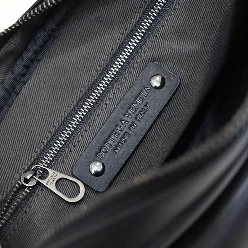 All categories 💚 Top version men’s bags 💚 BV 2024 new BV crossbody bag
